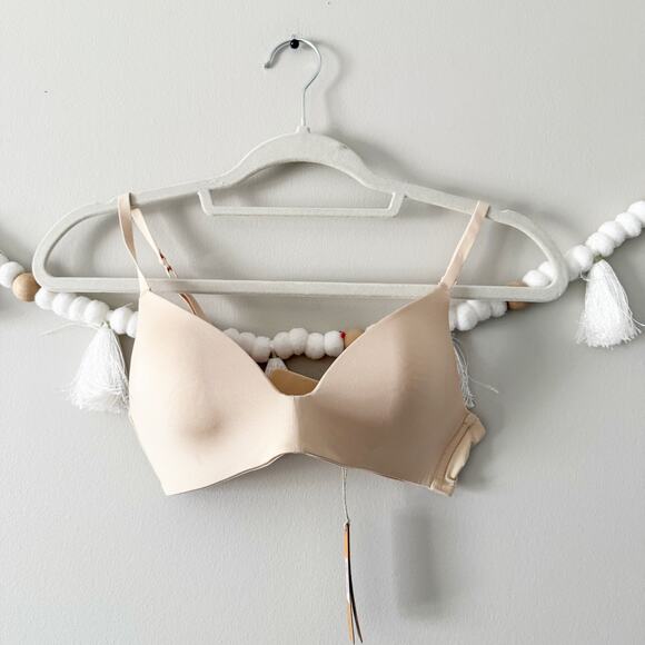 SKIMS Fits Everybody Wireless T-Shirt Demi Bra Lightly Lined Sand Size 34A - Picture 7 of 8